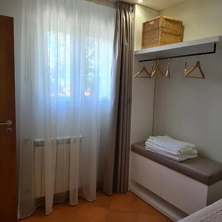 Villa Alma Invicta Padroes I