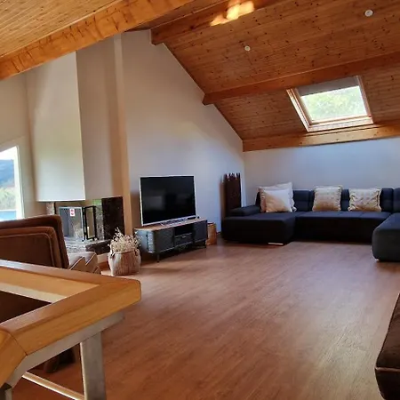 Villa Alma Invicta Padroes I