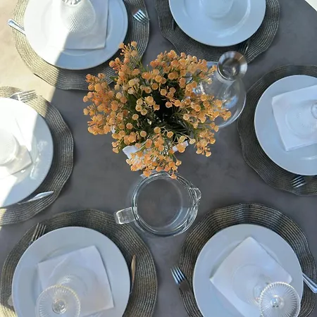 Villa Alma Invicta Padroes I