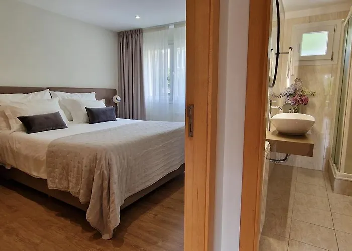 Villa Alma Invicta Padroes I