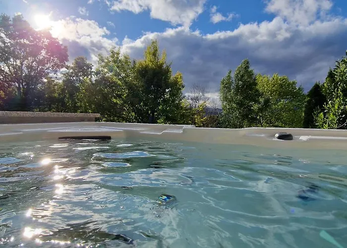 Villa Alma Invicta Padroes I