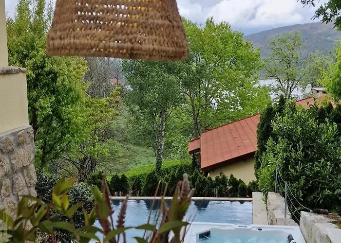 Villa Alma Invicta Padroes I Montalegre