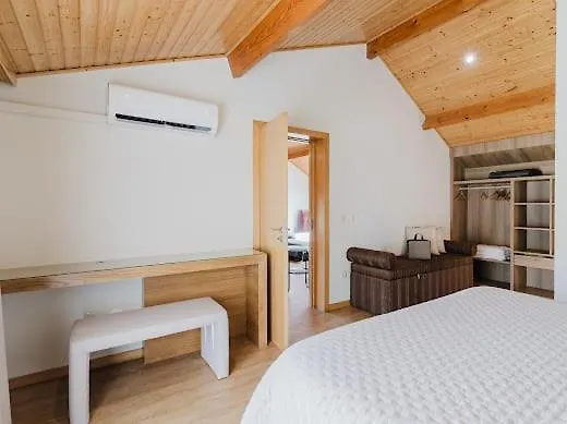 Villa Alma Invicta Padroes I